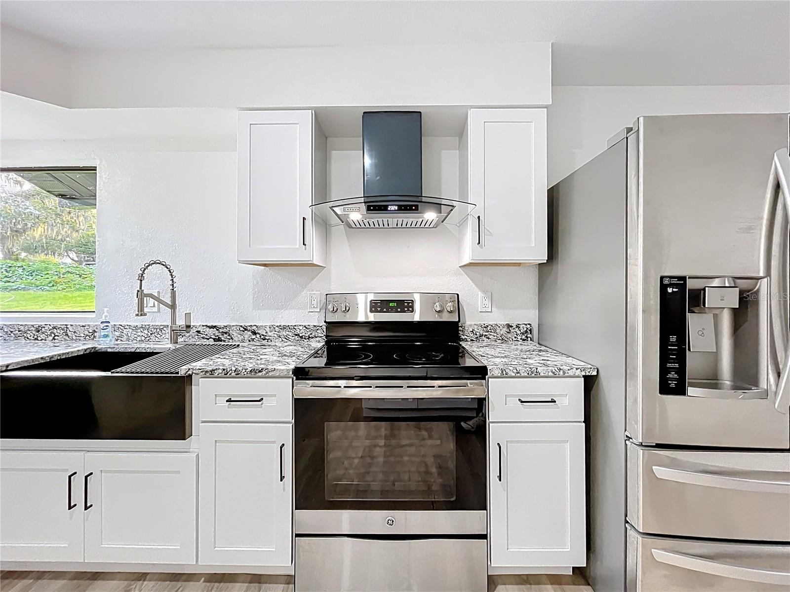 BEVERLY TERRACE DEDICATED AS MIRROR LAKE FIRST ADD - Residential