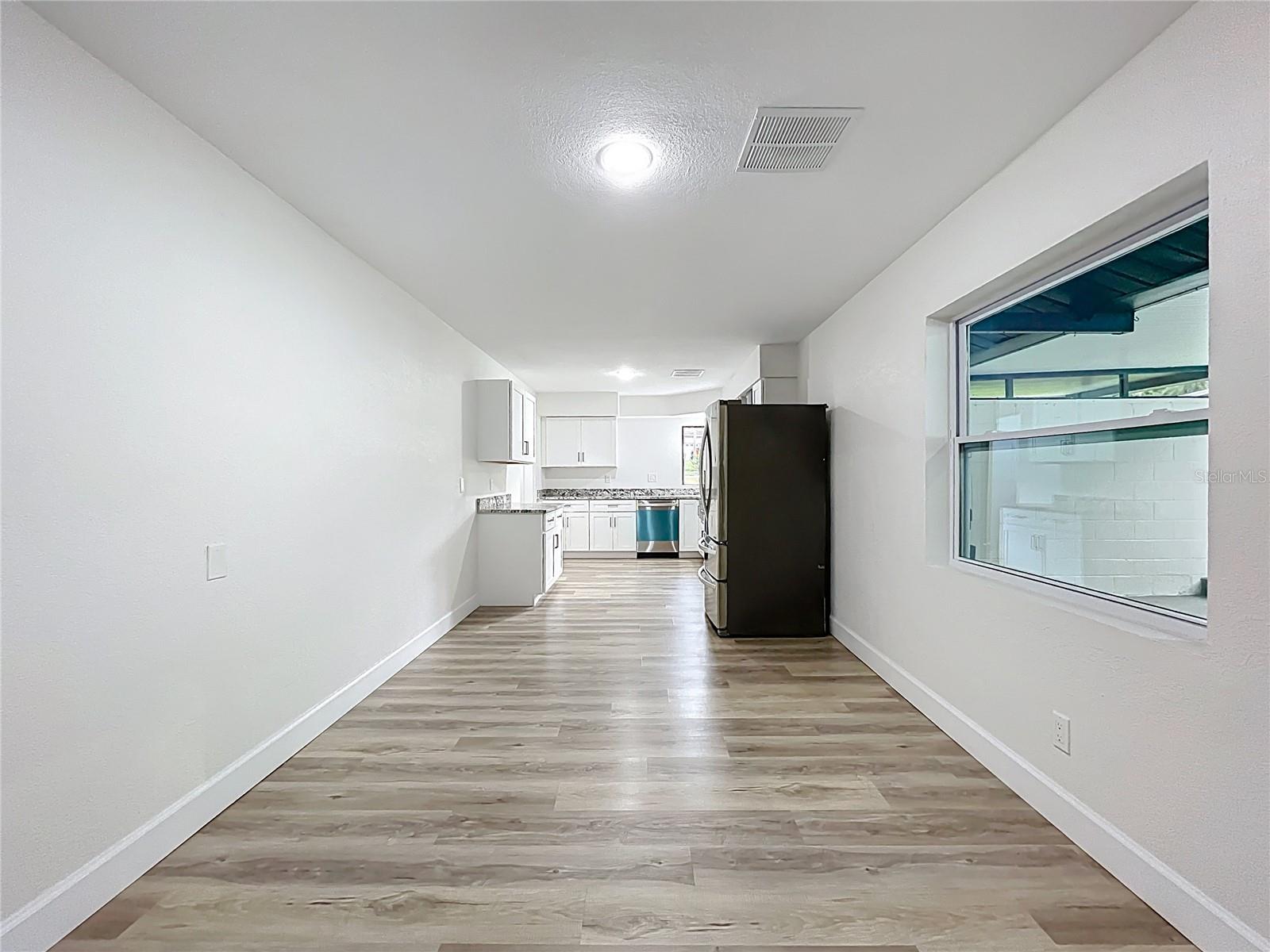 BEVERLY TERRACE DEDICATED AS MIRROR LAKE FIRST ADD - Residential