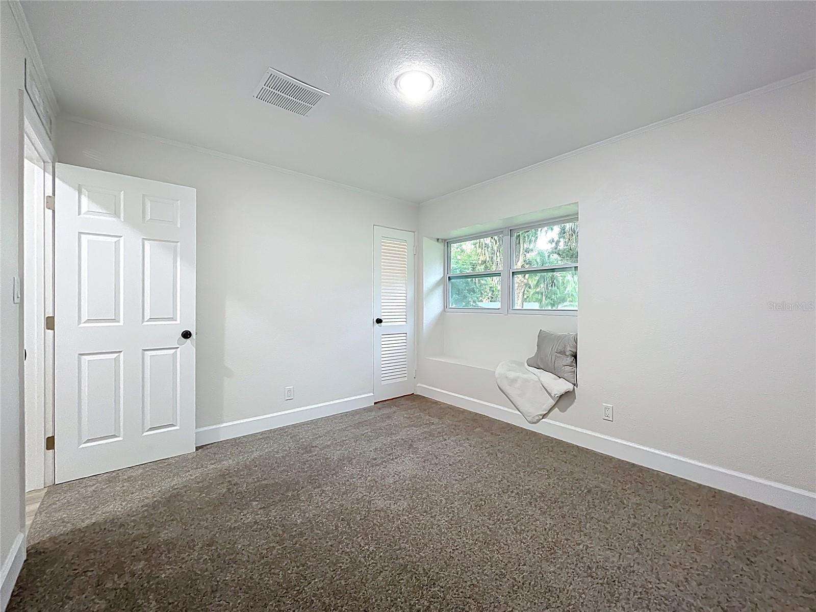 BEVERLY TERRACE DEDICATED AS MIRROR LAKE FIRST ADD - Residential