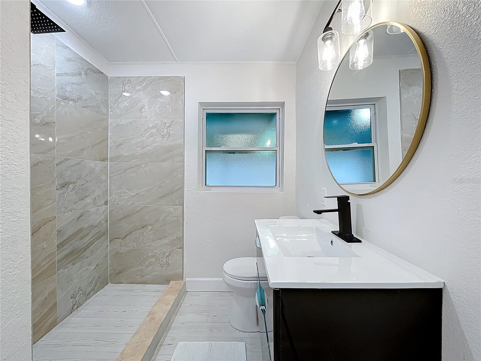 BEVERLY TERRACE DEDICATED AS MIRROR LAKE FIRST ADD - Residential