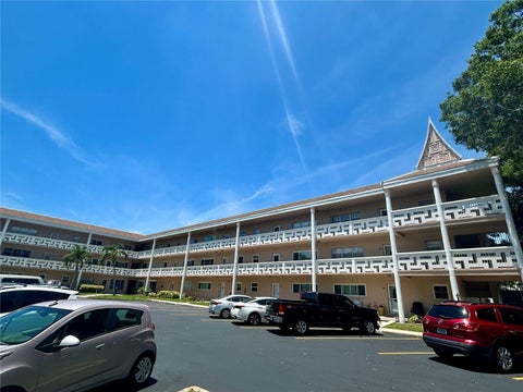 Photo of 2436 Rhodesian Drive #42, Clearwater, FL 33763 (MLS # TB8517048)
