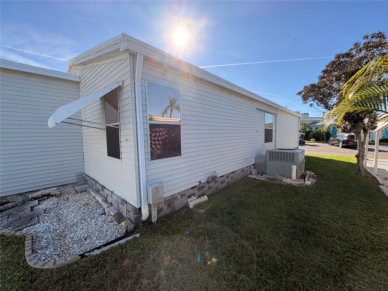 SUNSET PALMS UNREC - Residential