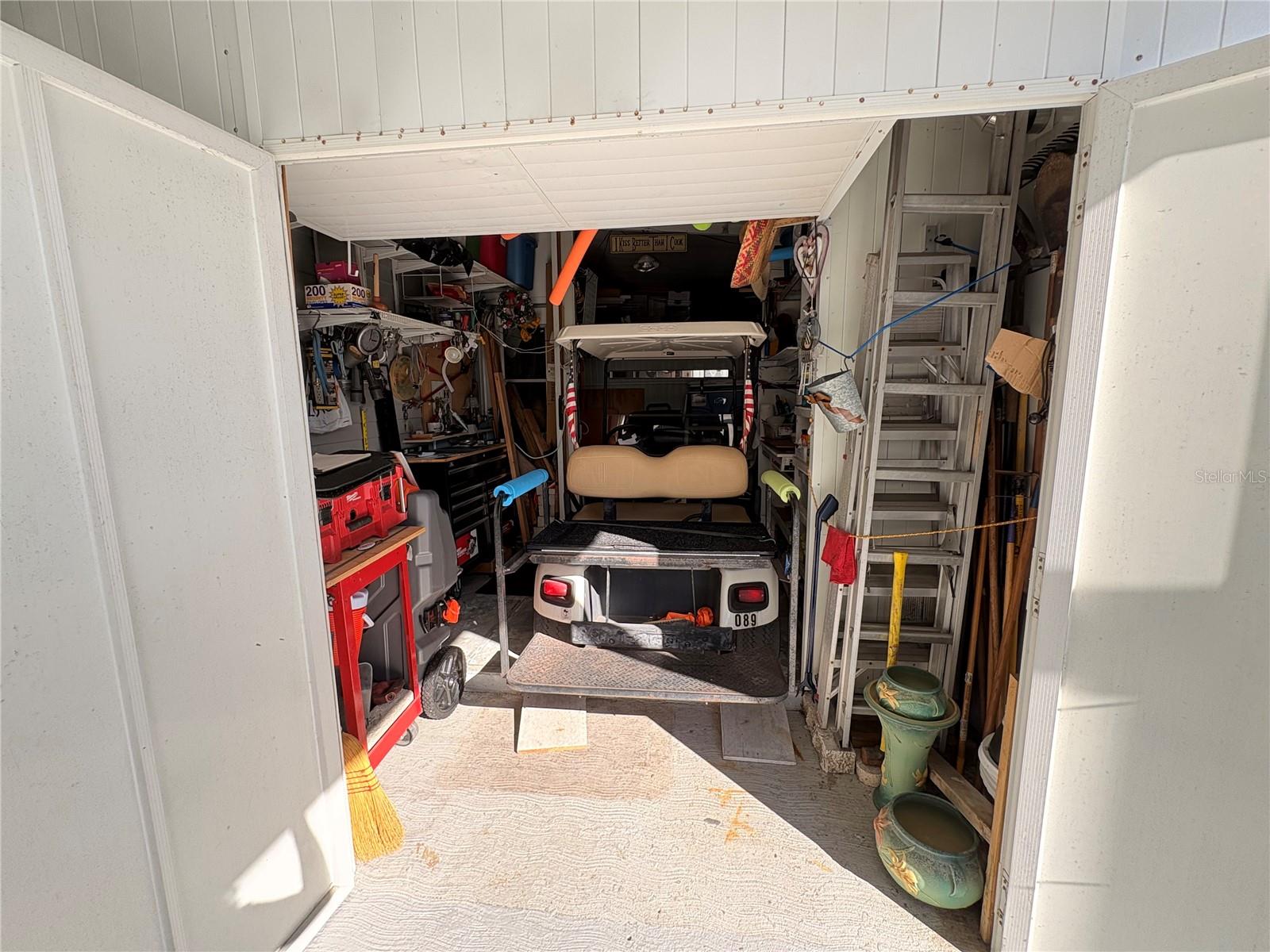 SUNSET PALMS UNREC - Residential