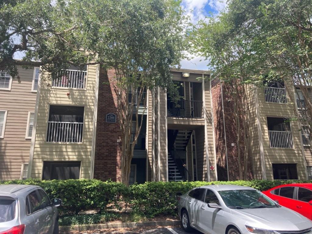 This beautiful and bright top-floor condo offers 2 bedrooms, 2 bathrooms, walk-in closets, new carpet, washer and dryer, and a fully equipped kitchen. Enjoy your mornings or evenings on the screened balcony overlooking the pool. Perfectly located just minutes from The Mall at Millenia, Park Central places you close to Orlando’s best shopping, dining, and entertainment. Community amenities include resort-style pool and fitness center. Walking paths around scenic water views. Guard-gated entry with onsite security.
Sorry No pets!
Application Fee: $50 each adult (18+)
**Full Credit/Skip/Eviction/Background check is done on all applicants.
**Please have the following documents ready to attach as JPEG or PDF:
- Drivers License
- (3) Pay Stubs
Call today to schedule your viewing!