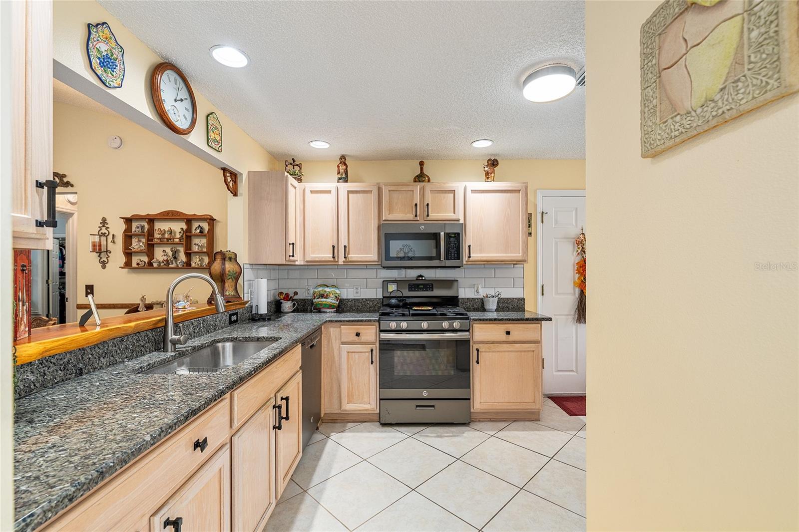 1258 WEATON COURT