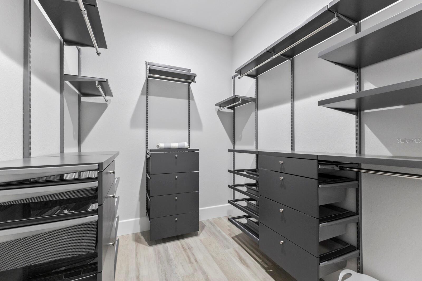 ANNA MARIA BEACH - Residential