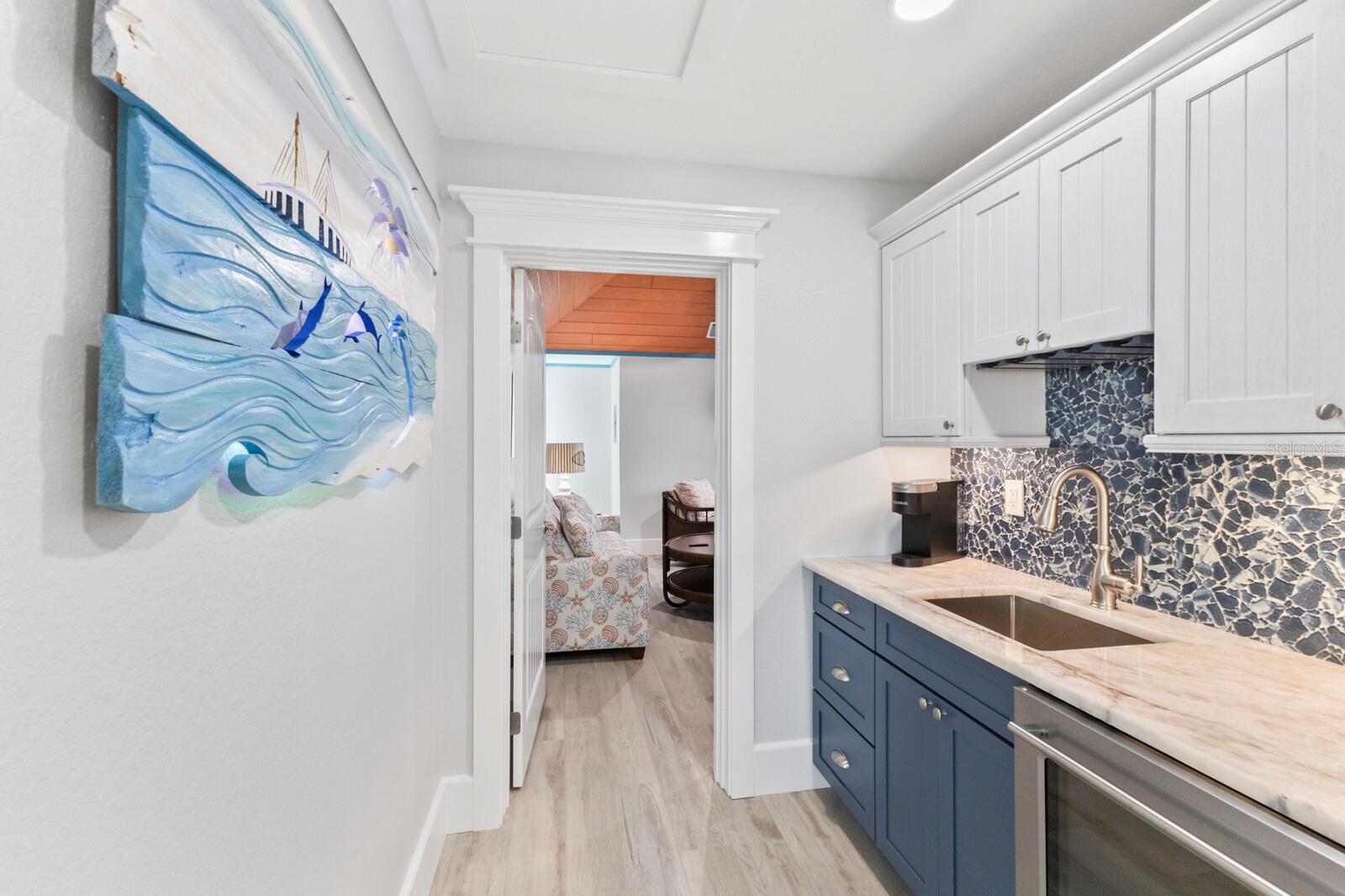 ANNA MARIA BEACH - Residential