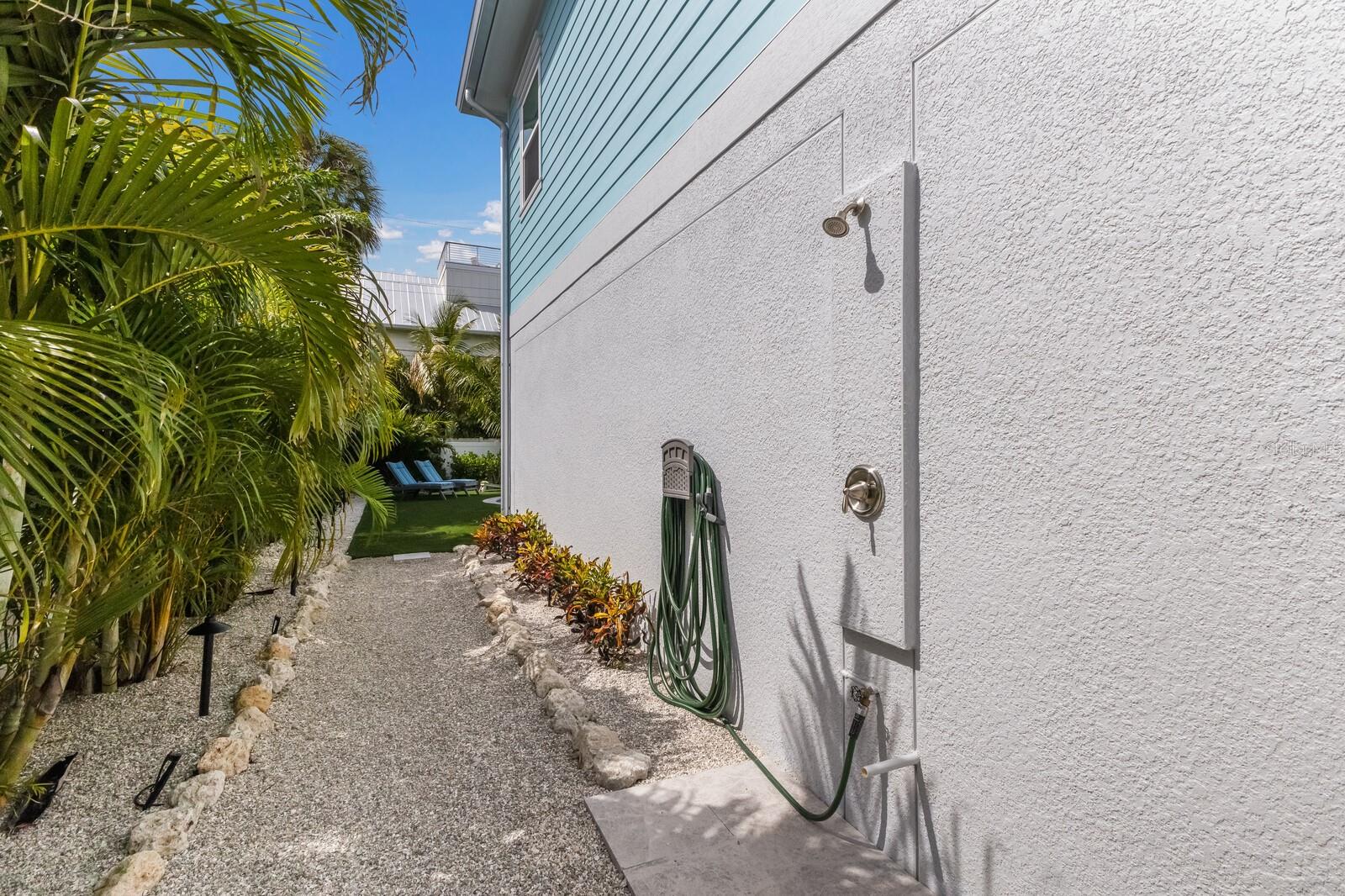 ANNA MARIA BEACH - Residential