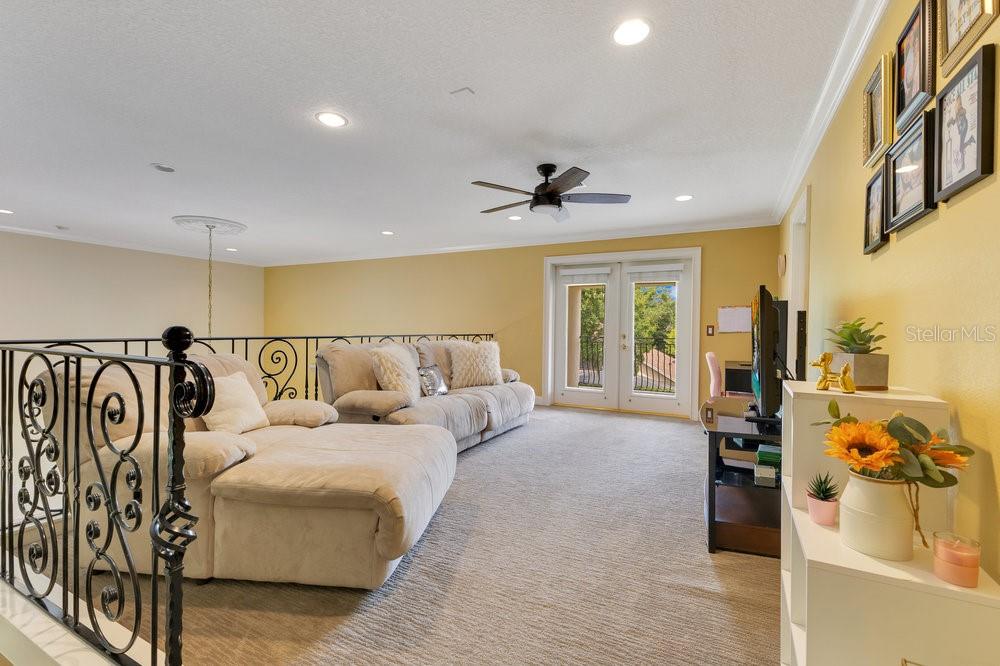 TERRA OAKS - Residential