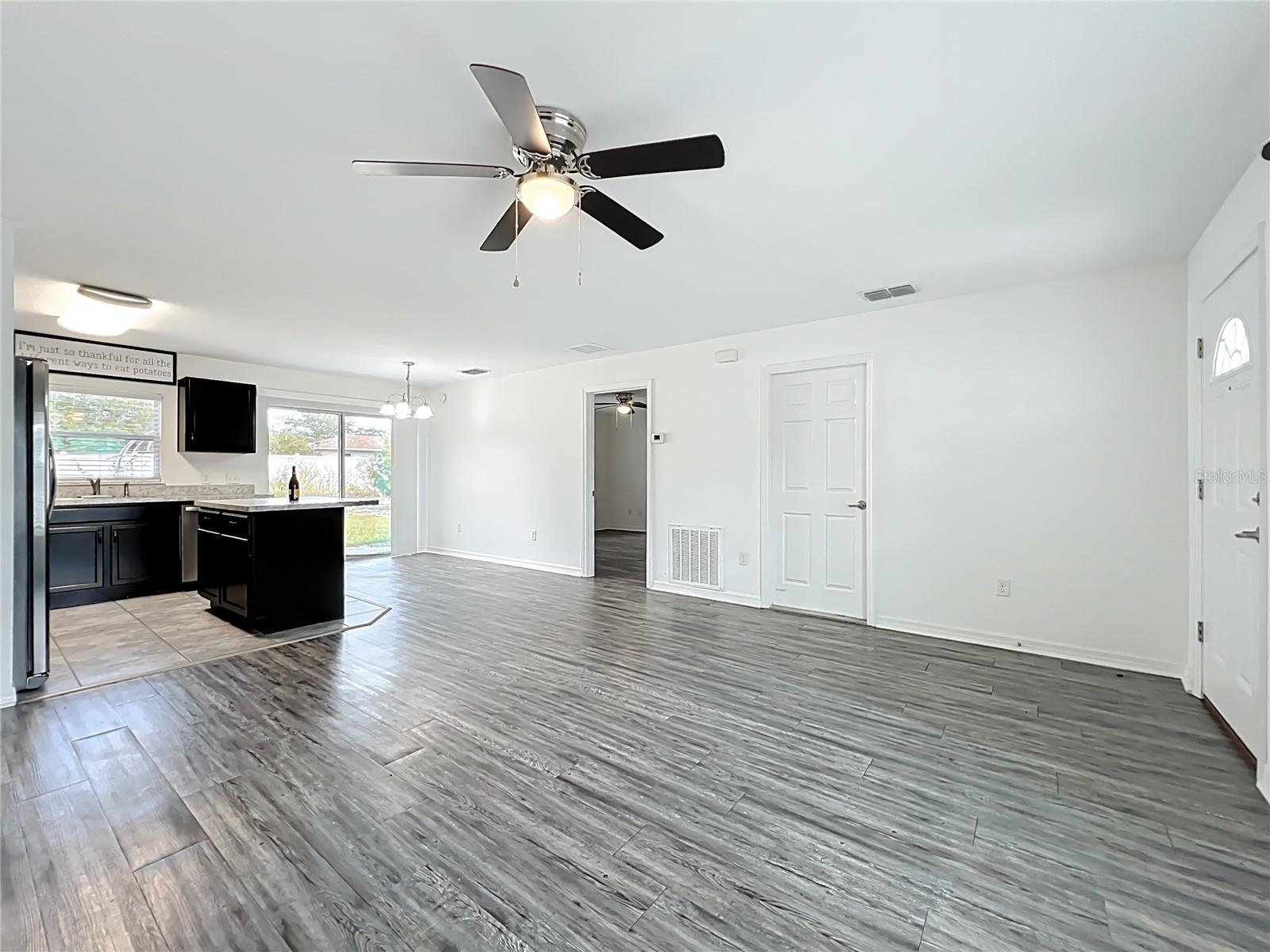 MARION OAKS UN 06 - Residential
