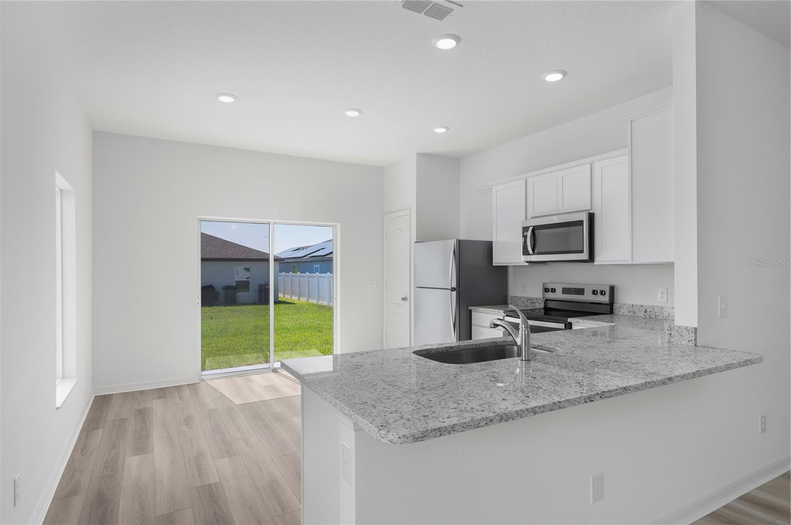 3715 BERGAMOT STREET