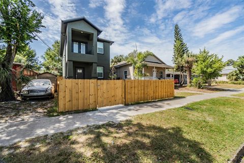 A home in TAMPA