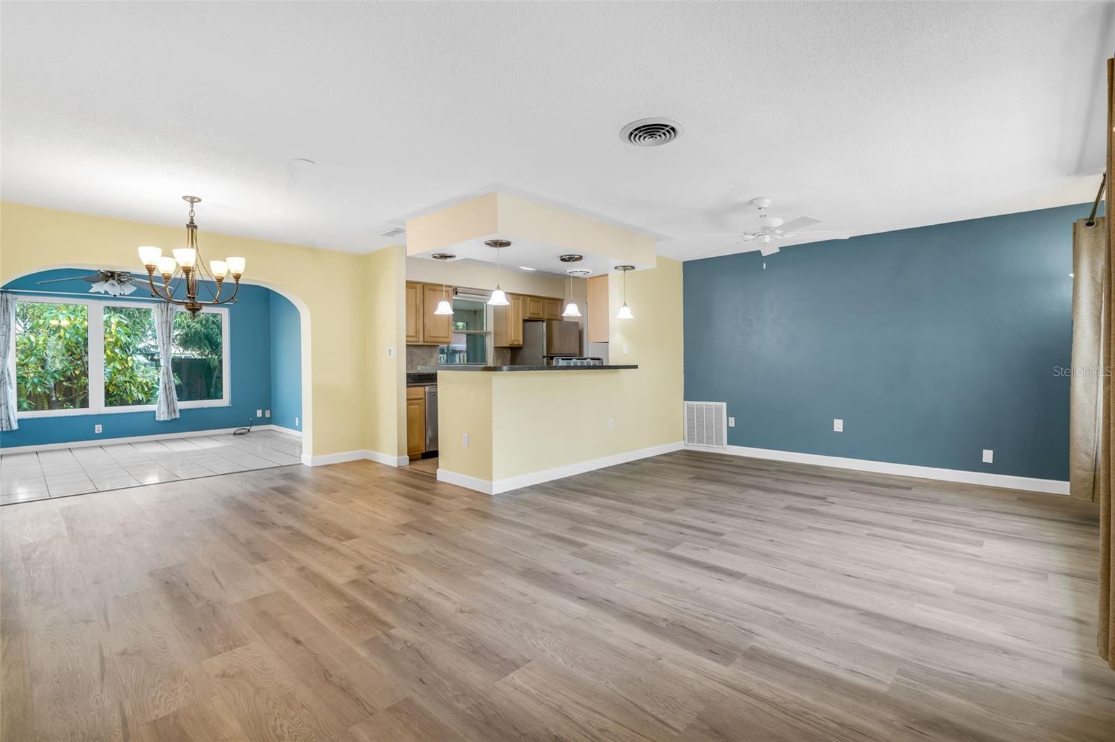 1250 12TH COURT SW