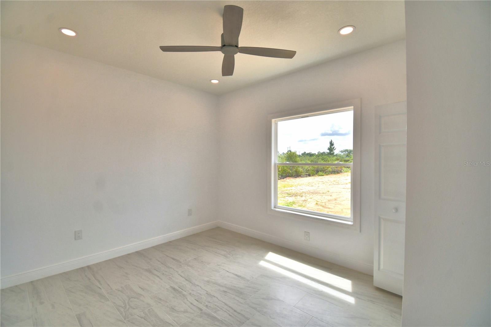 INDIAN LAKE ESTATES - Residential Lease