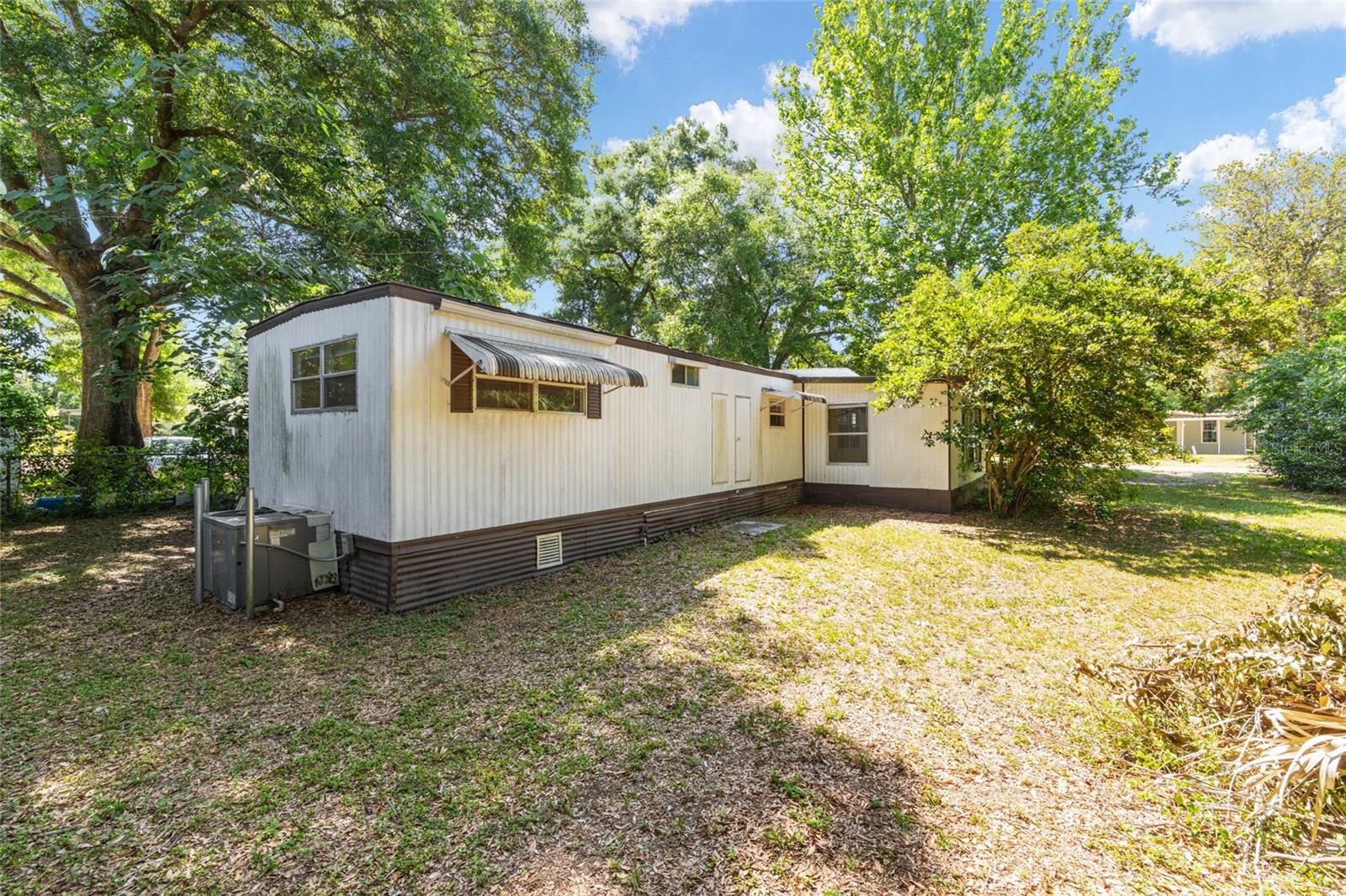 SOUTHGATE MOBILE MANOR - Residential