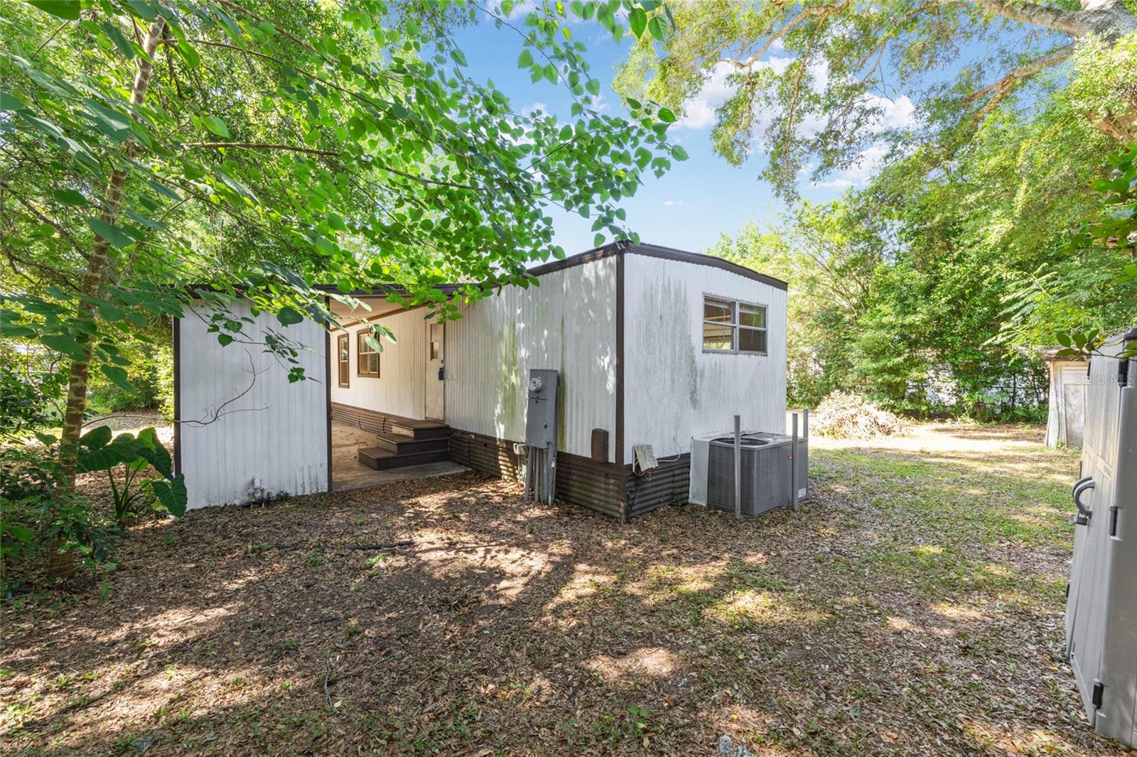 SOUTHGATE MOBILE MANOR - Residential