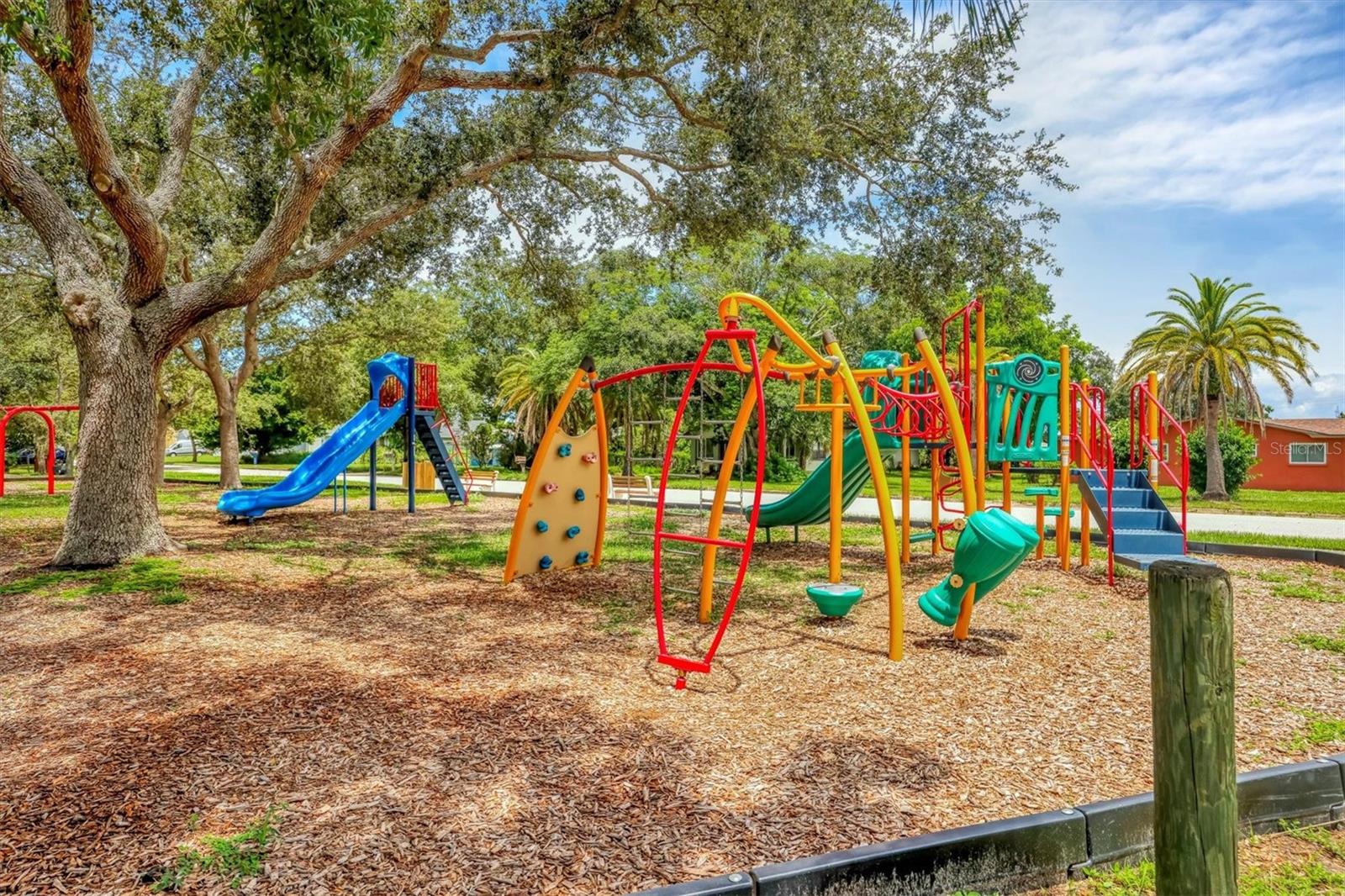 VENICE EDGEWOOD SEC OF - Residential