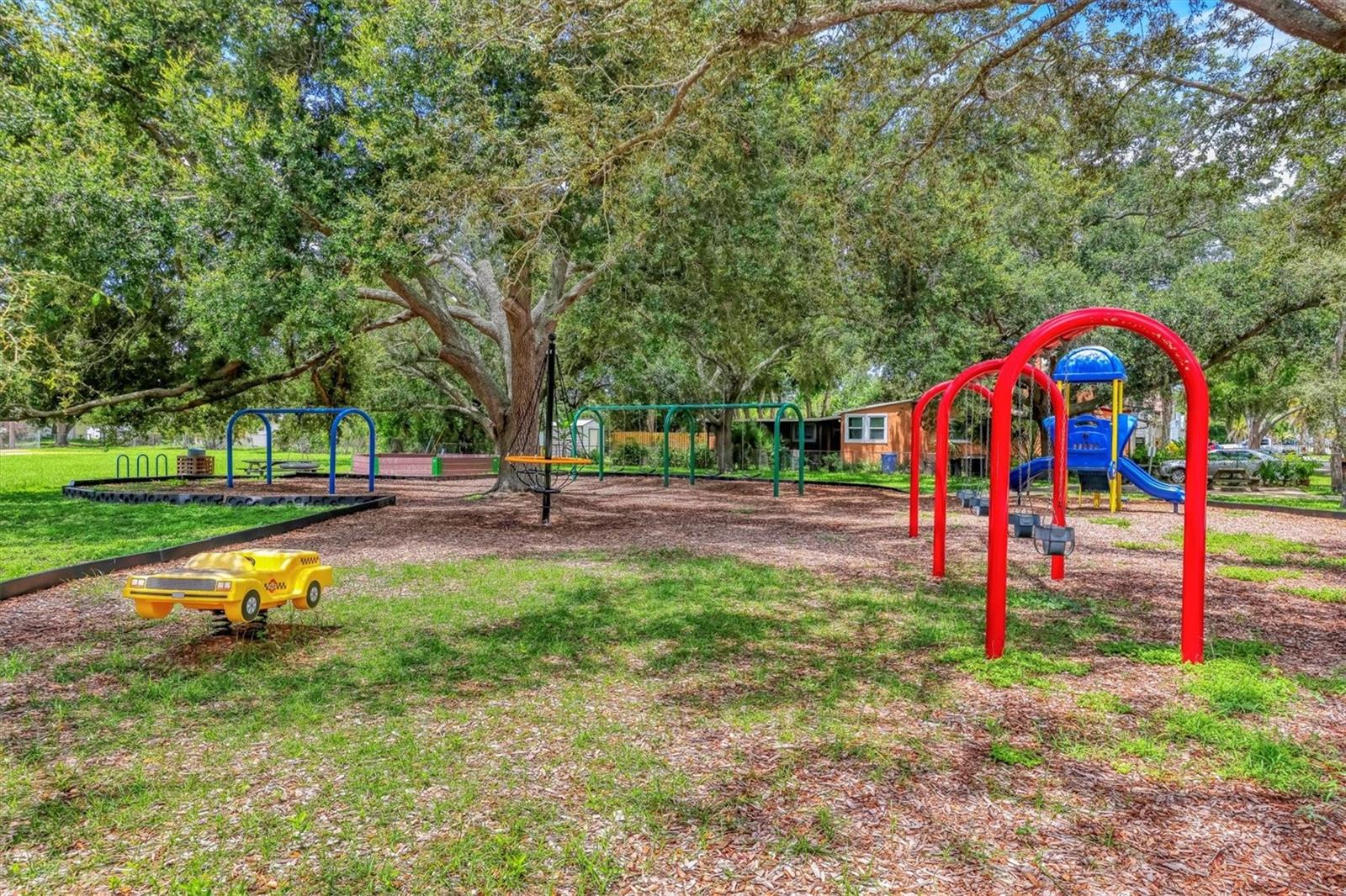 VENICE EDGEWOOD SEC OF - Residential