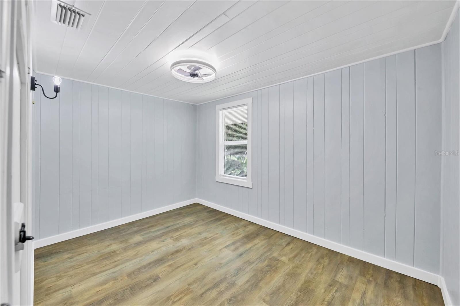 VENICE EDGEWOOD SEC OF - Residential