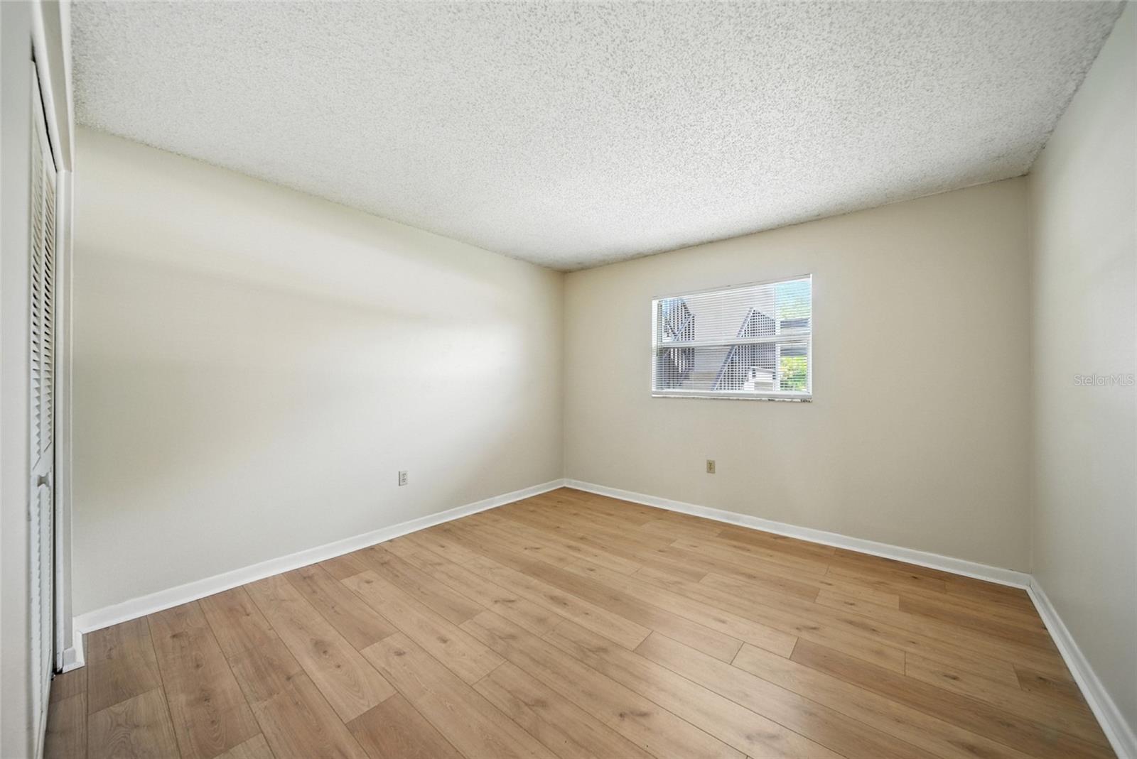 SEMINOLE OAKS APTS CONDO - Residential