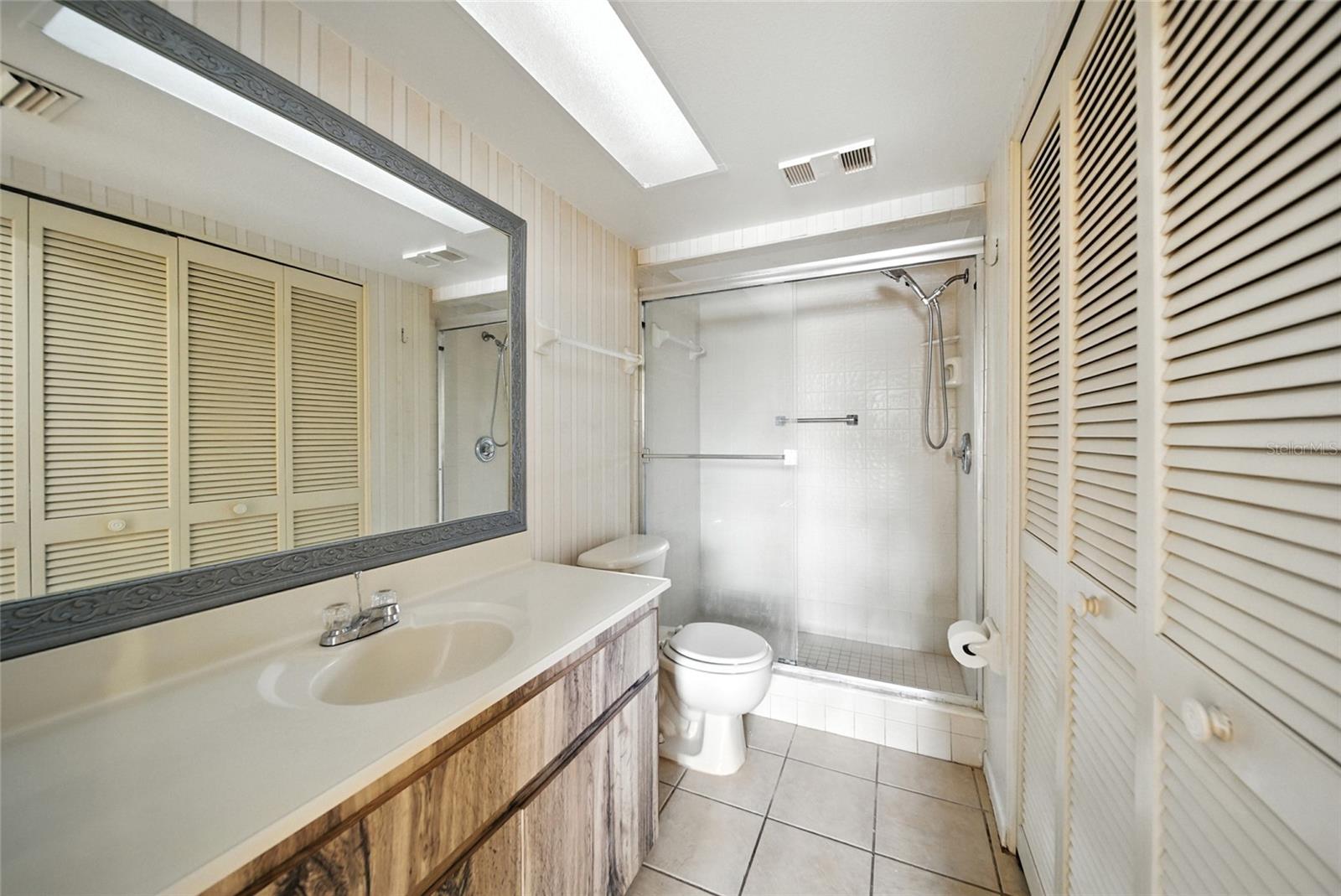 SEMINOLE OAKS APTS CONDO - Residential