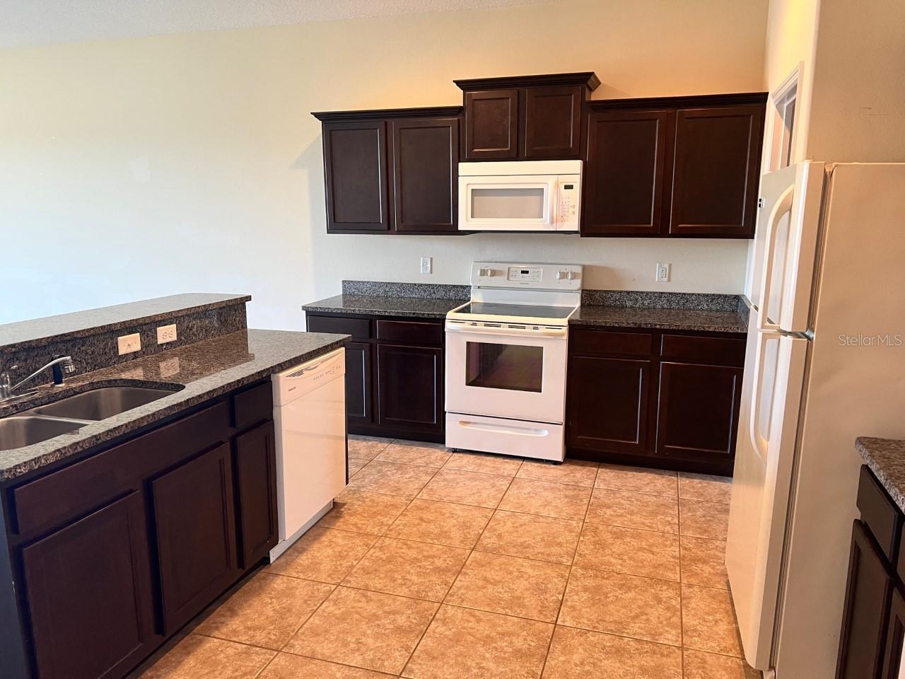 26821 BELLA VISTA DRIVE