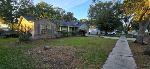 A home in OCOEE