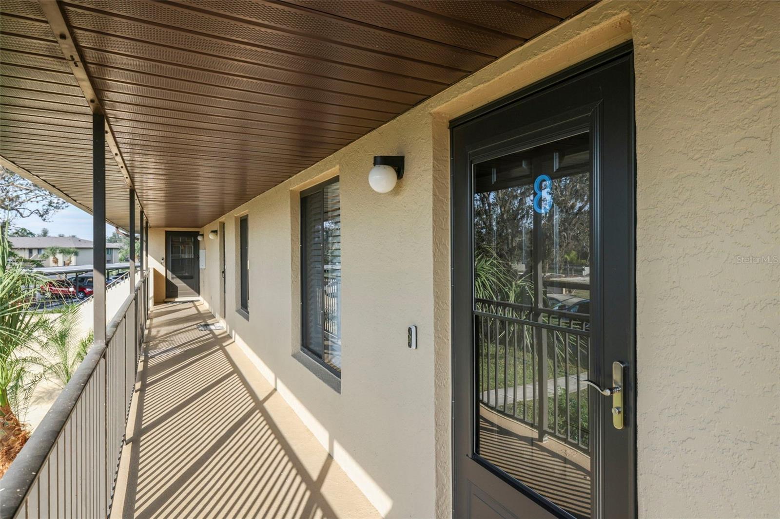 4072 OAKVIEW DRIVE C8