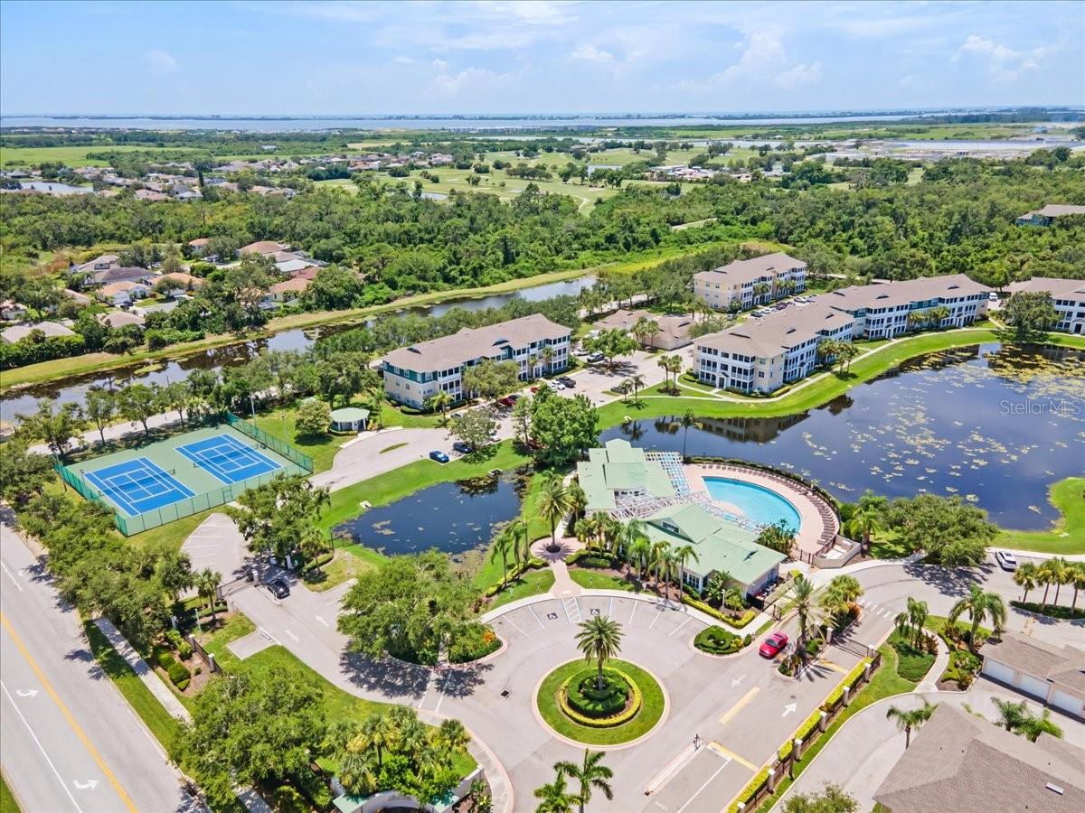 THE PALMS OF CORTEZ - Residential