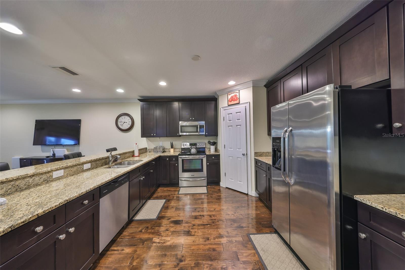 6822 KISSIMMEE STREET 8-B