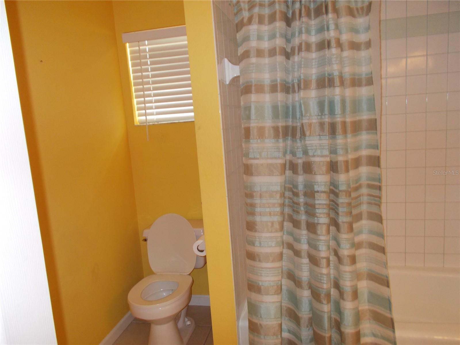 SOUTH VENICE - Residential Lease