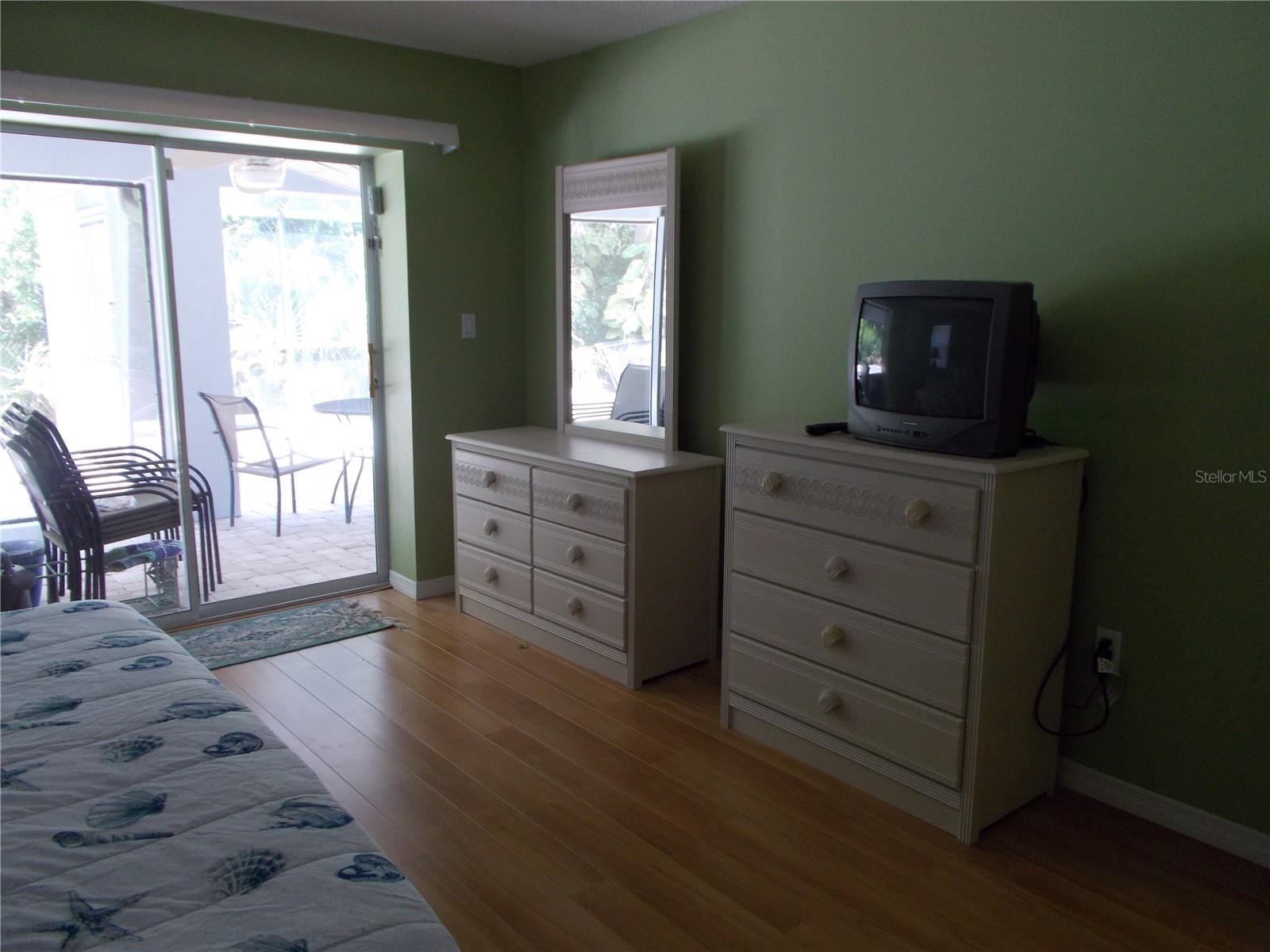 SOUTH VENICE - Residential Lease