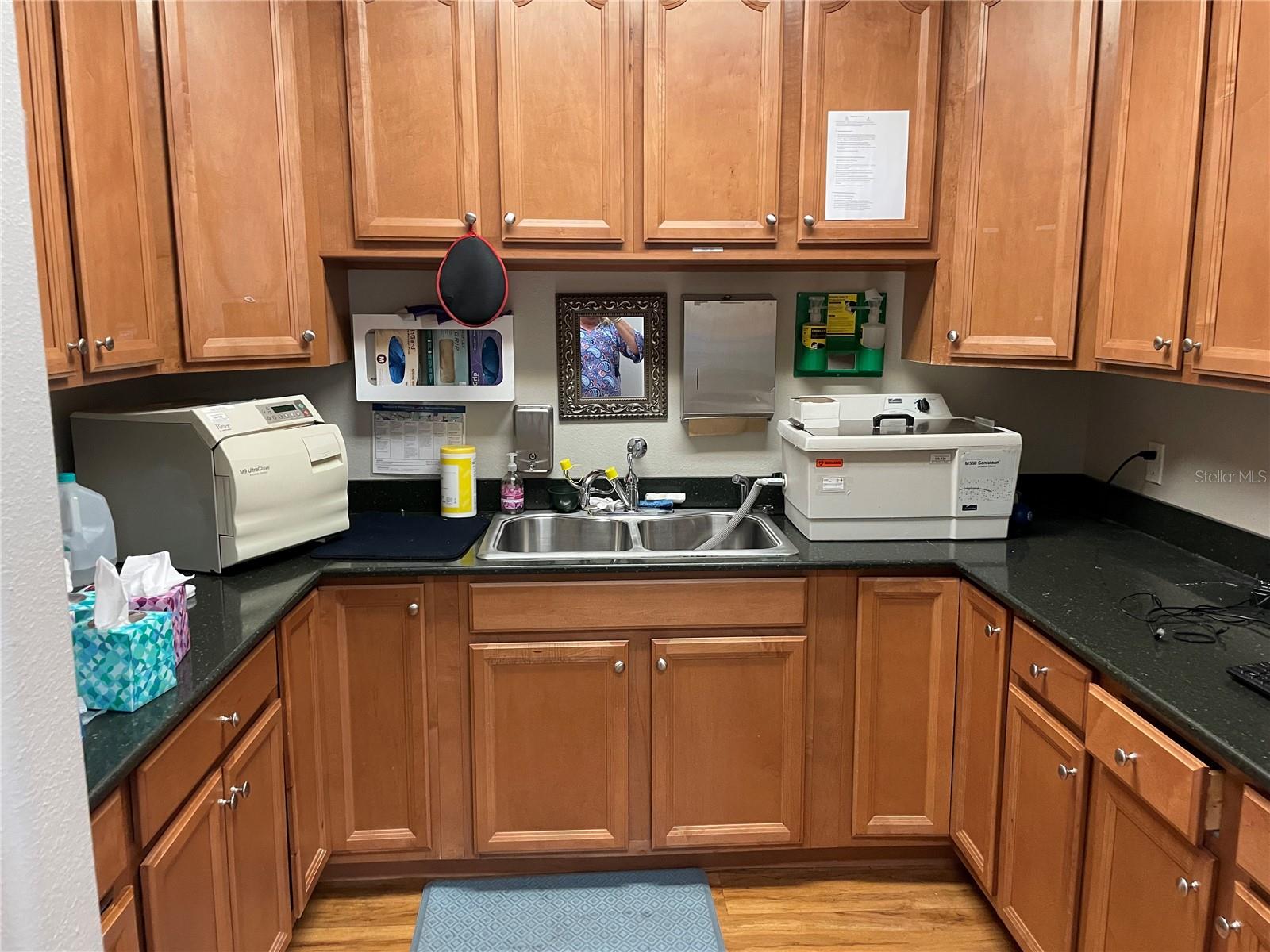 SOUTH TAMPA SUB - Commercial Sale