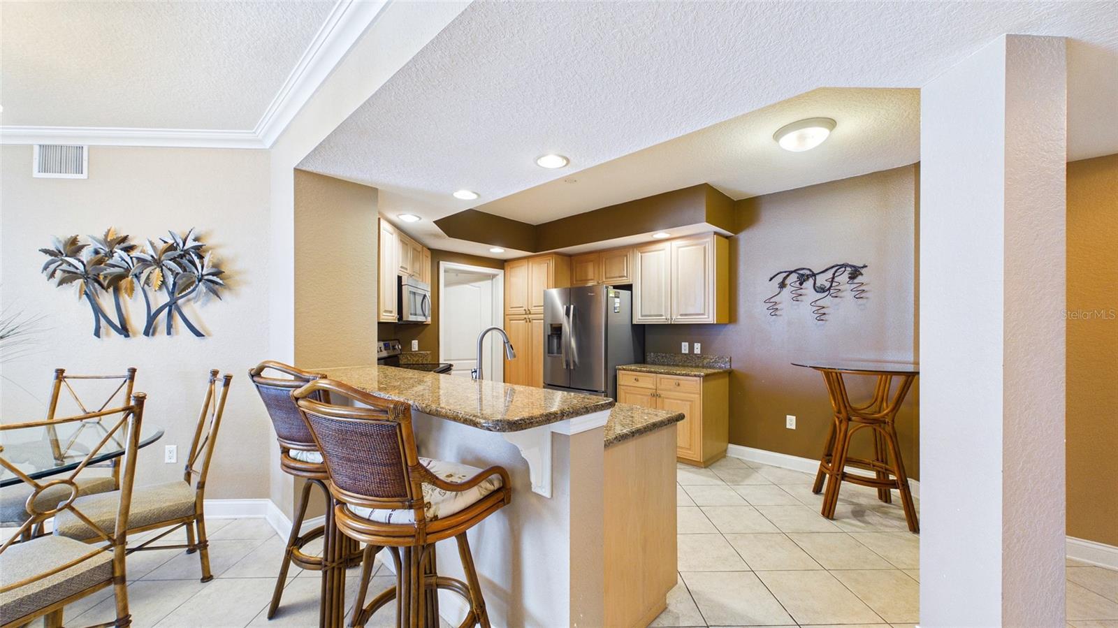 MANDALAY BEACH CLUB CONDO - Residential