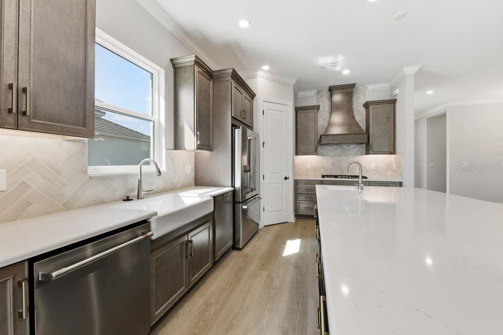 10511 ECLIPSE STREET