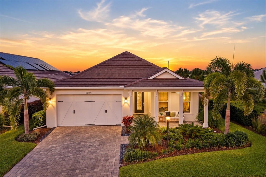 Photo of 1104 Waterline Court, Sarasota, FL 34240 (MLS # A4709584)