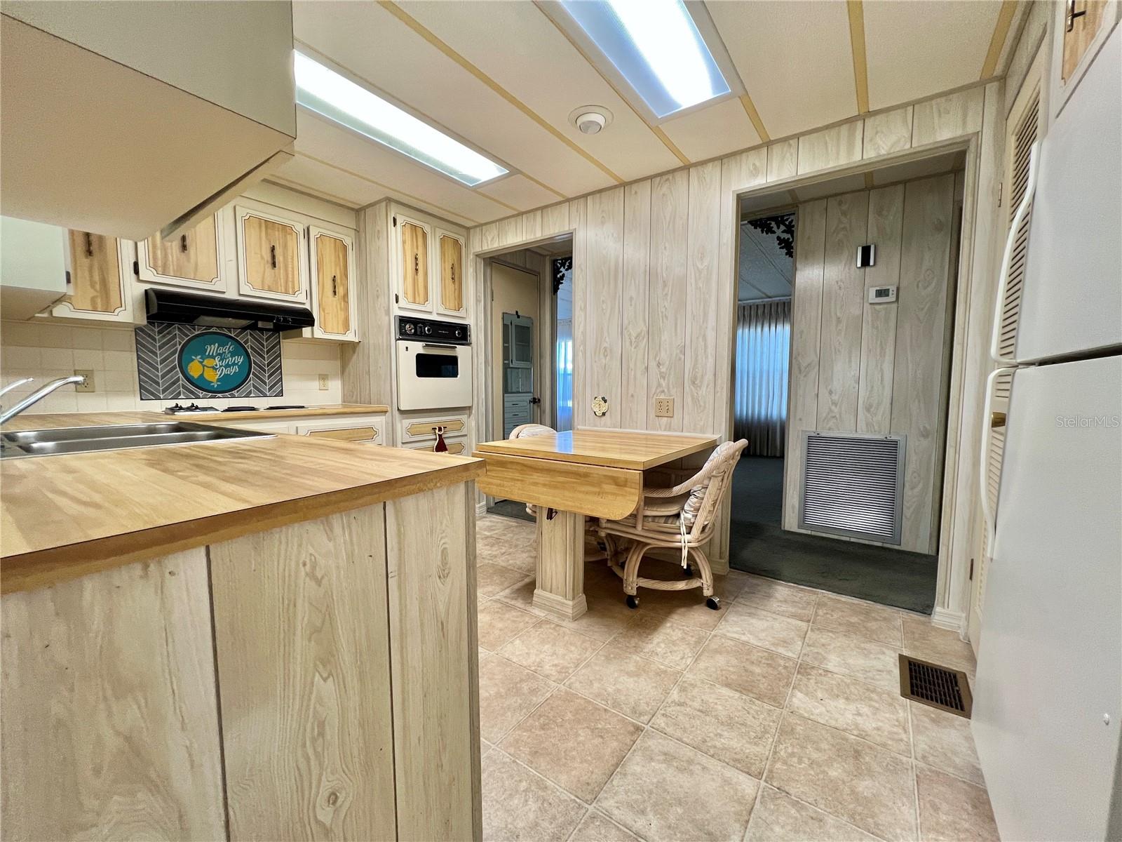 HAWTHORNE AT LEESBURG A COOP - Residential