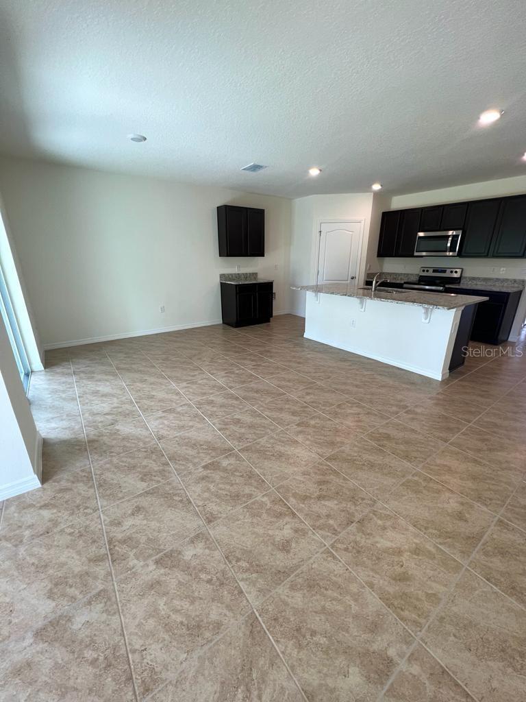 LAKE CHARLES RESIDENCE PH 2 - Residential Lease