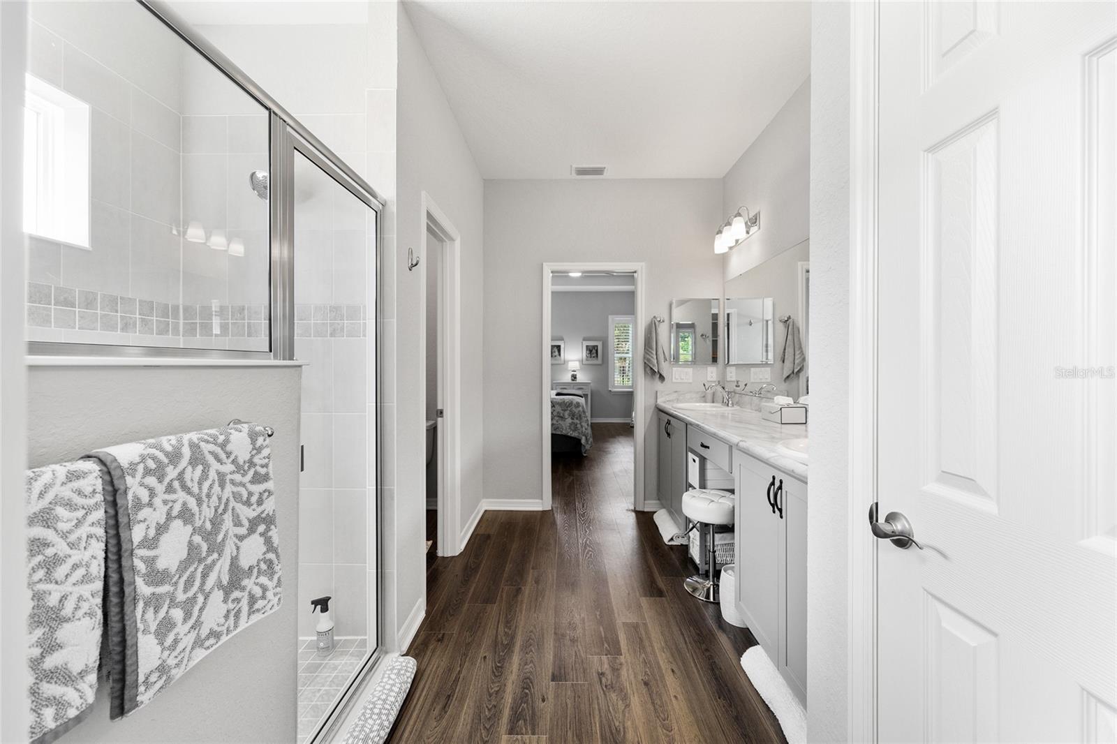 SUMMERCREST - Residential
