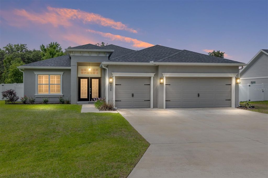Photo of 4520 SE 89th Place Road, Ocala, FL 34480 (MLS # OM723858)