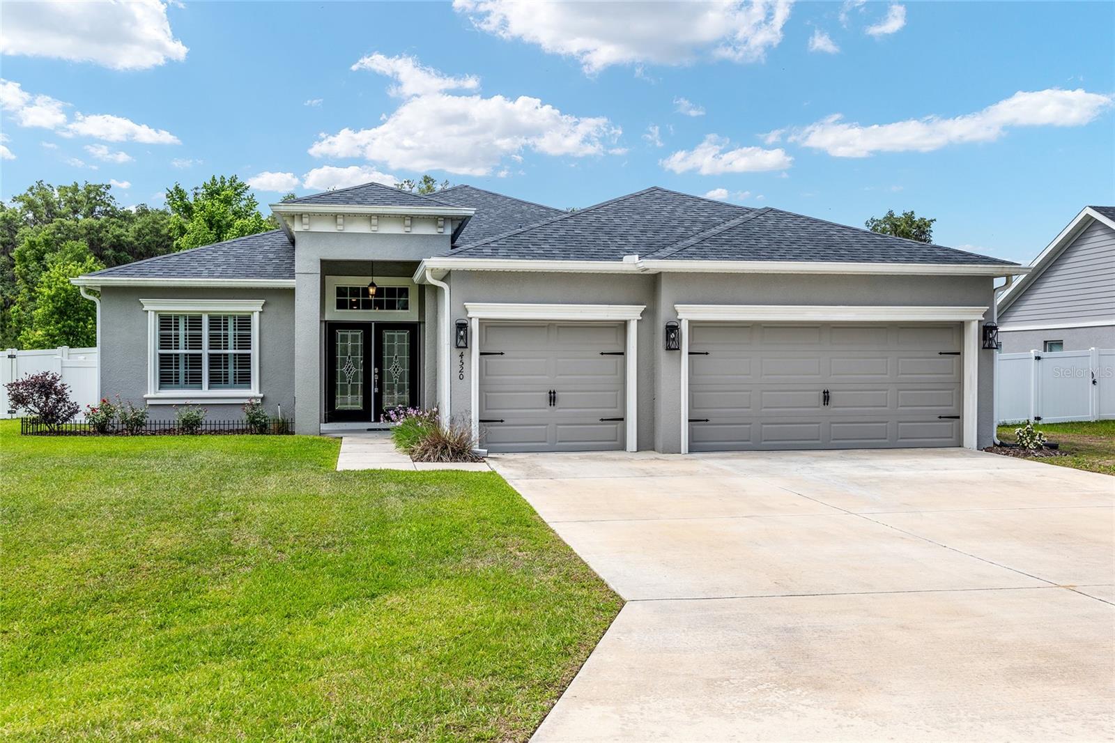 SUMMERCREST - Residential
