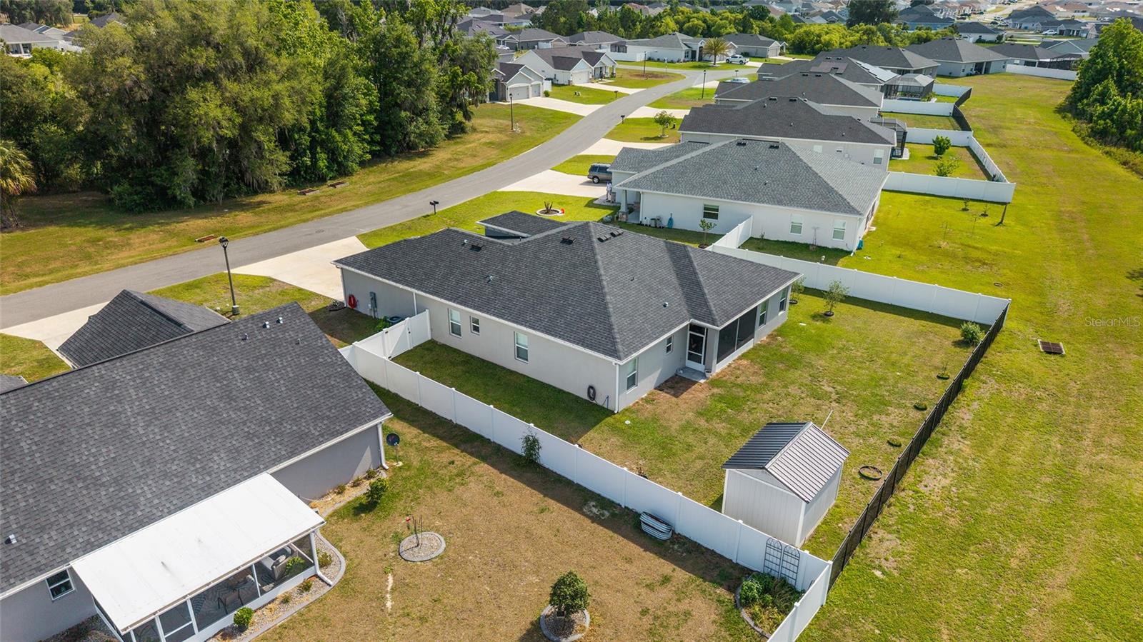SUMMERCREST - Residential