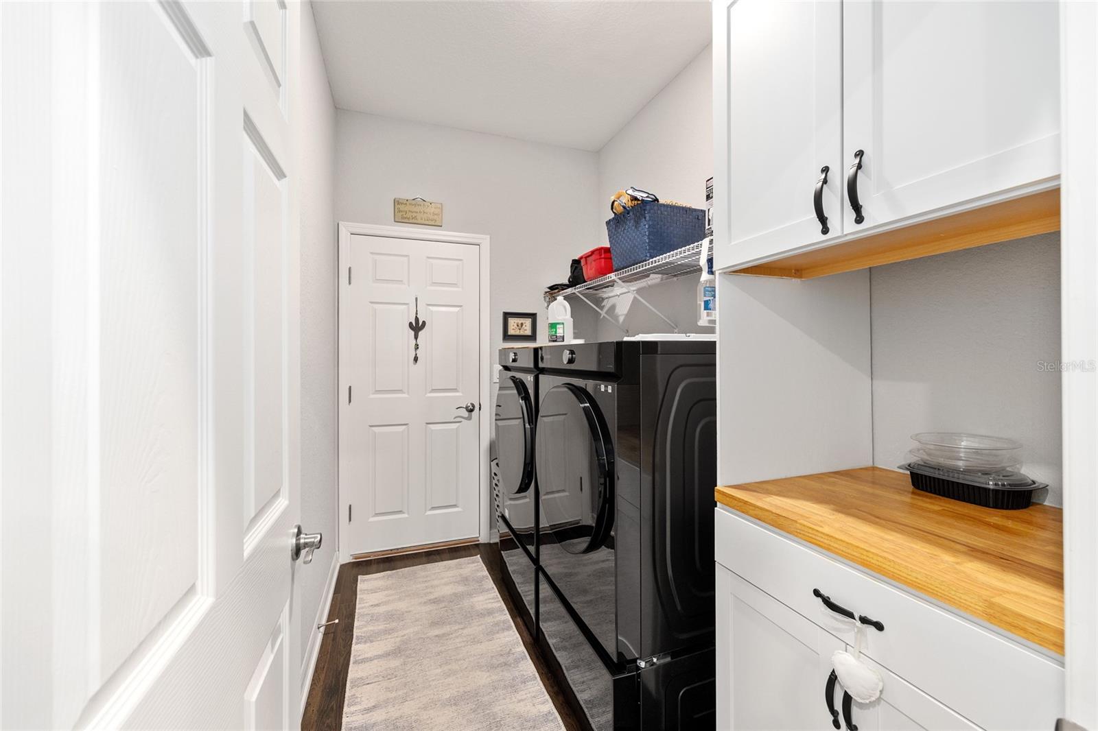 SUMMERCREST - Residential