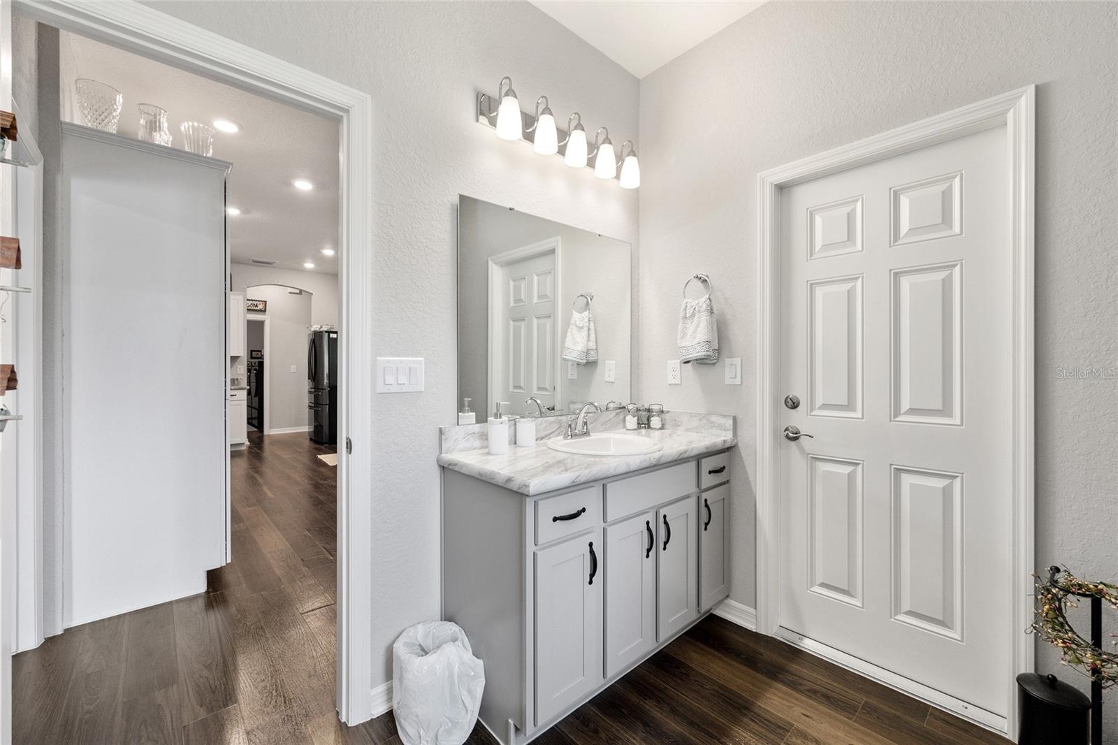 SUMMERCREST - Residential