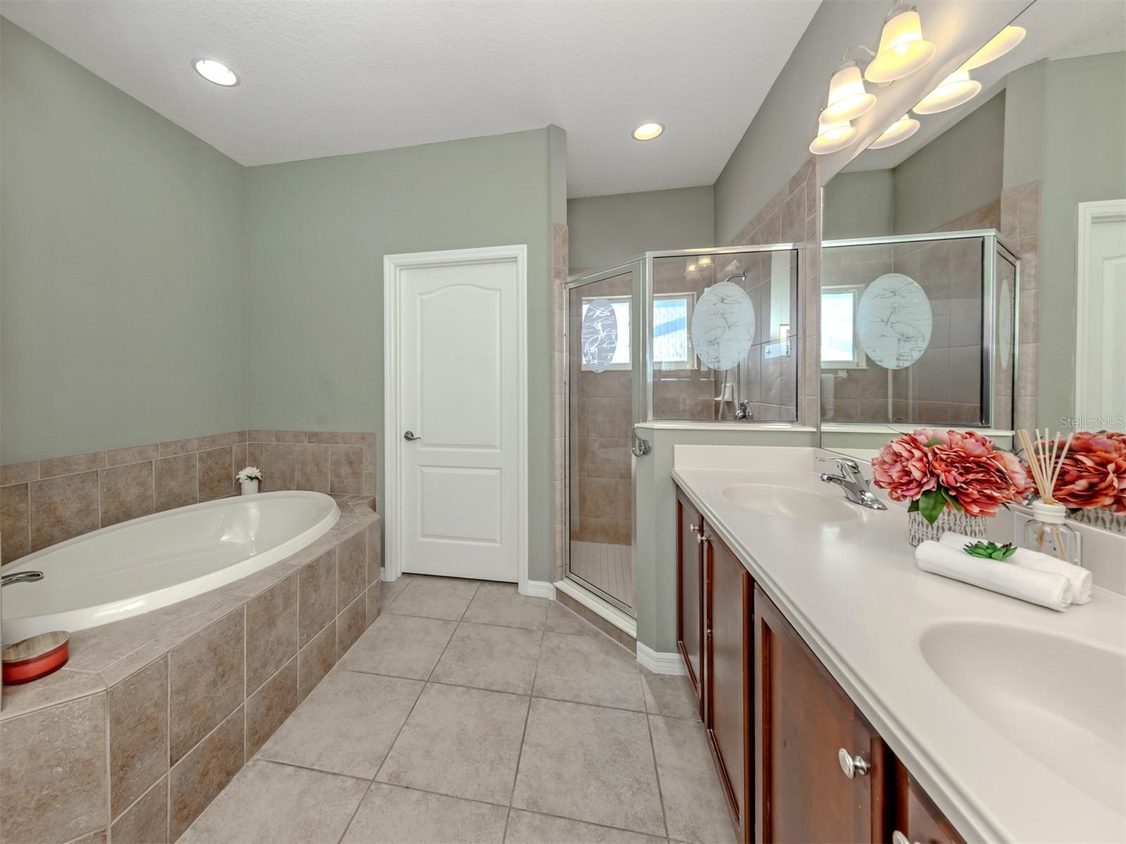 STONEYBROOK AT VENICE - Residential