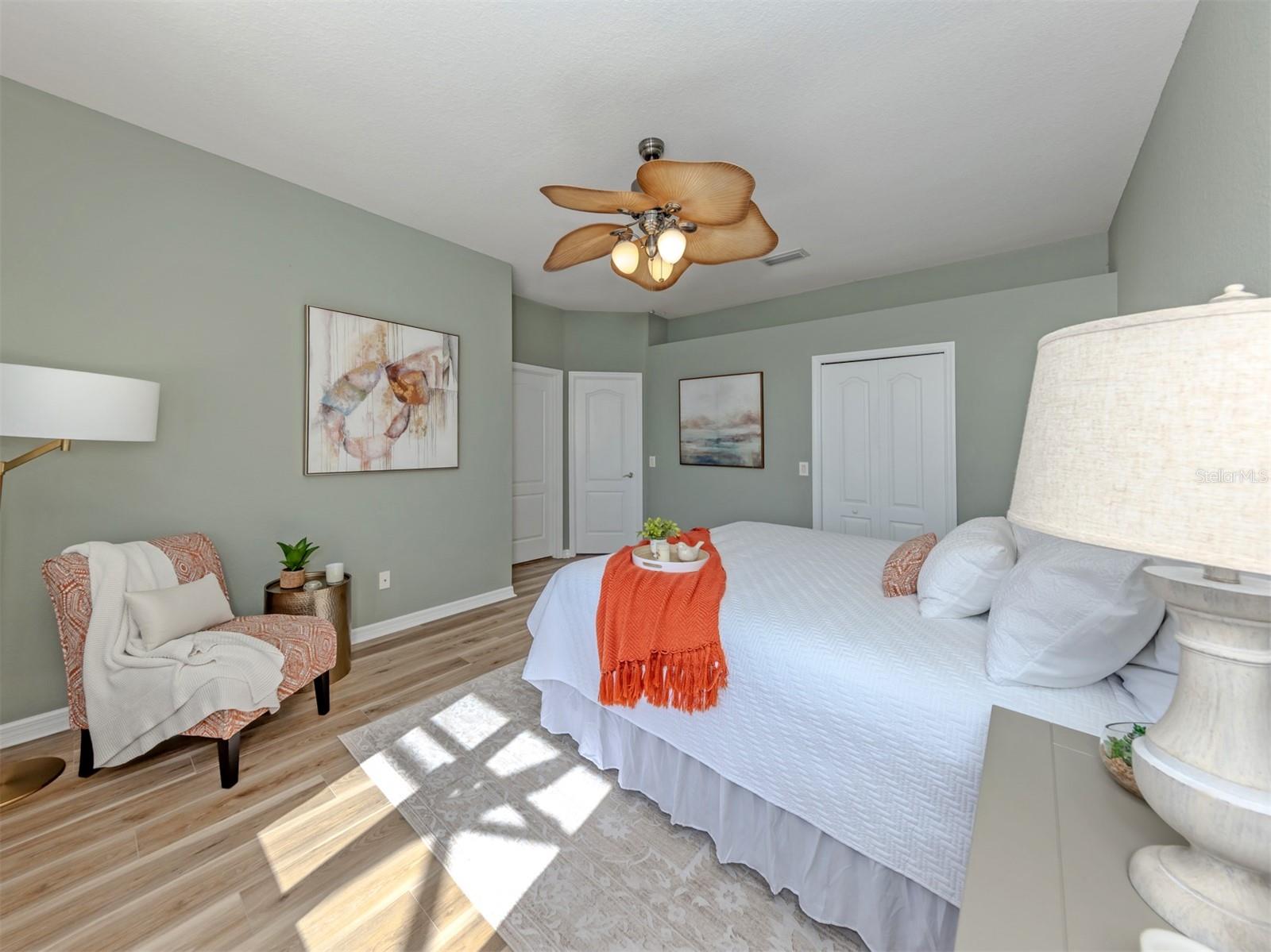 STONEYBROOK AT VENICE - Residential