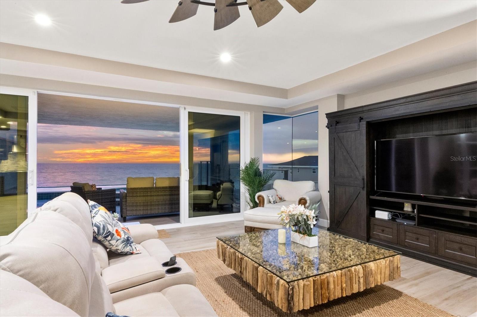 2708 N BEACH ROAD 3