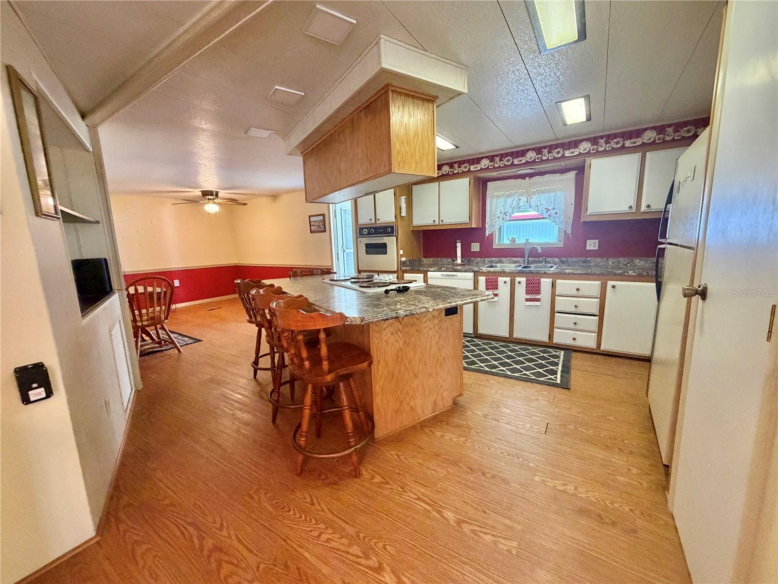 HAWTHORNE AT LEESBURG A COOP - Residential