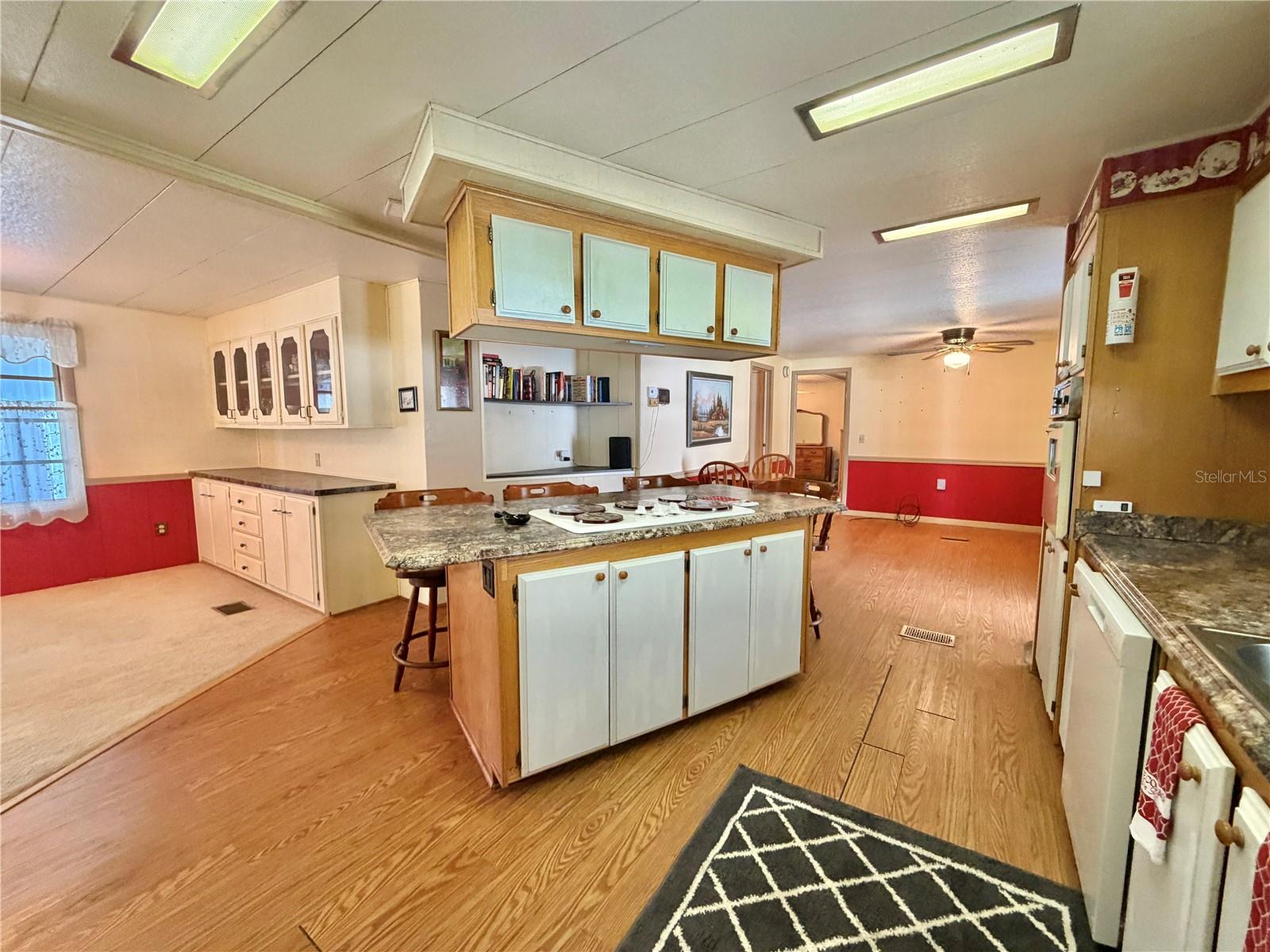 HAWTHORNE AT LEESBURG A COOP - Residential