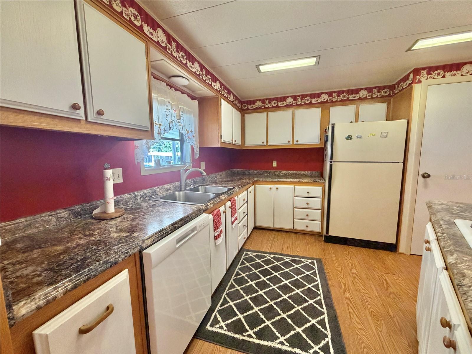 HAWTHORNE AT LEESBURG A COOP - Residential